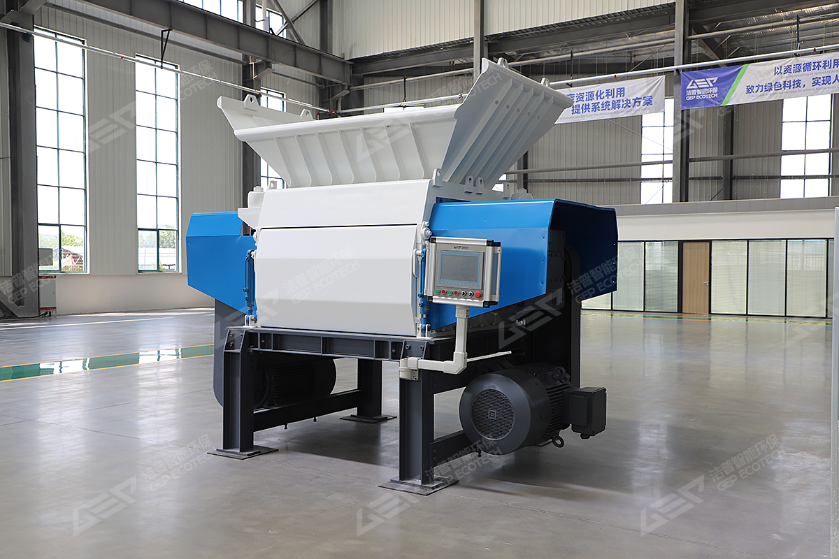 双辊塑料<a href=https://www.gepsisui.com/shredder/ge.html target=_blank class=infotextkey>细破碎机</a>